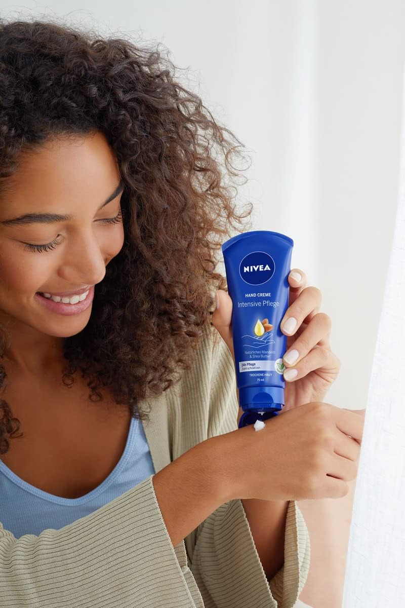 NIVEA Intensive Pflege Hand Creme (75 Ml), Reichhaltige Hautcreme Mit Mandel-Öl Für Intensive Feuchtigkeit, Handpflege Mit Dem Einzigartigen NIVEA Duft